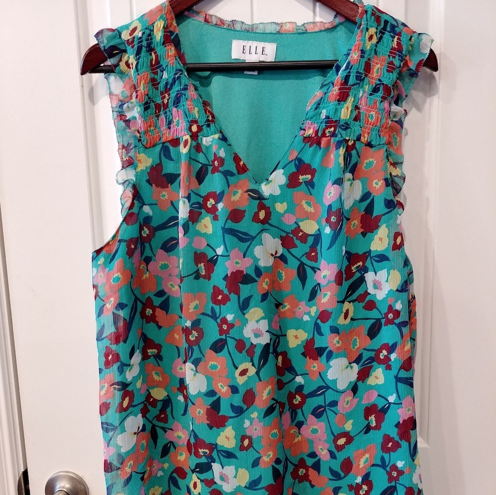 Elle Ruffled Sleeveless Floral Top in Teal